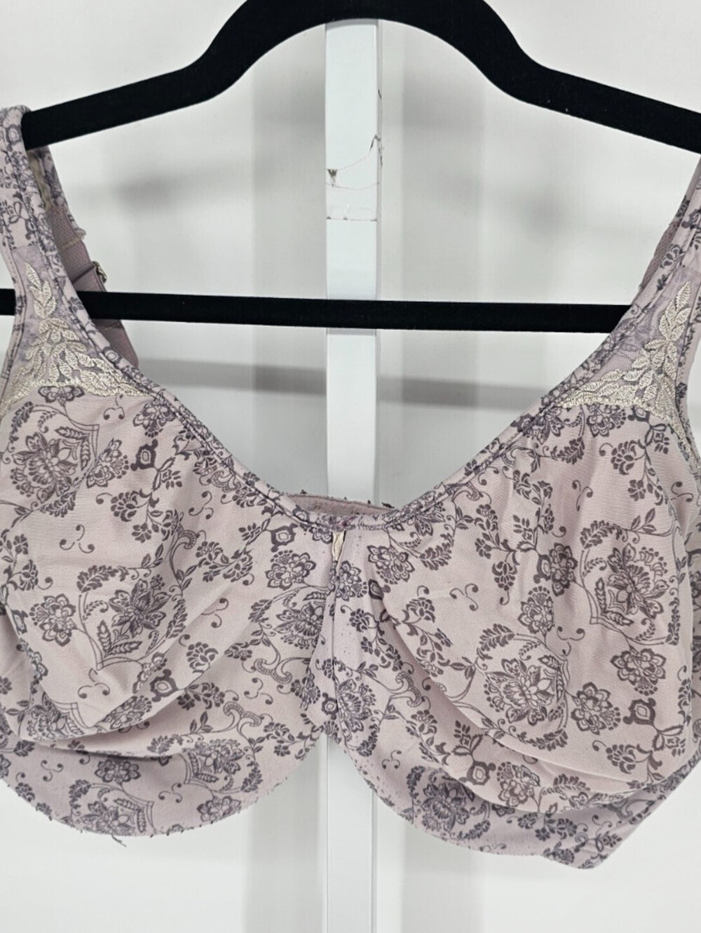 Bali Womens Sz 38D Lightly Lined Full Figure T Shirt Bra Light Purple Floral